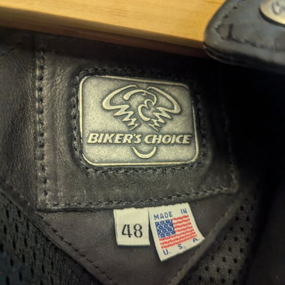 Premium Vintage Black Leather Motorcycle Jacket from Biker's Choice - Picture 3 of 4